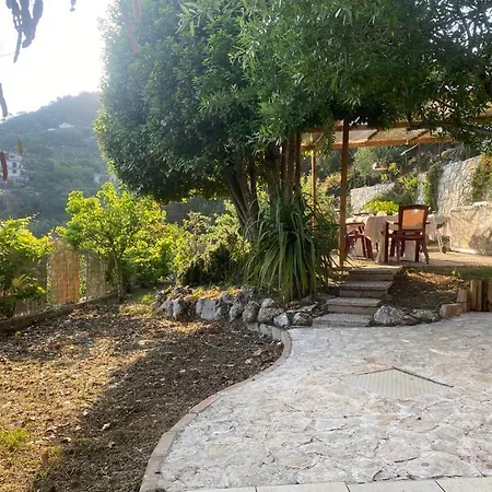5 Min Hanbury Gardens, Amazing Sea View Apartmán *