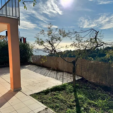 5 Min Hanbury Gardens, Amazing Sea View ヴェンティミーリア