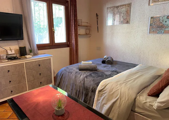 5 Min Hanbury Gardens, Amazing Sea View 벤티밀리아